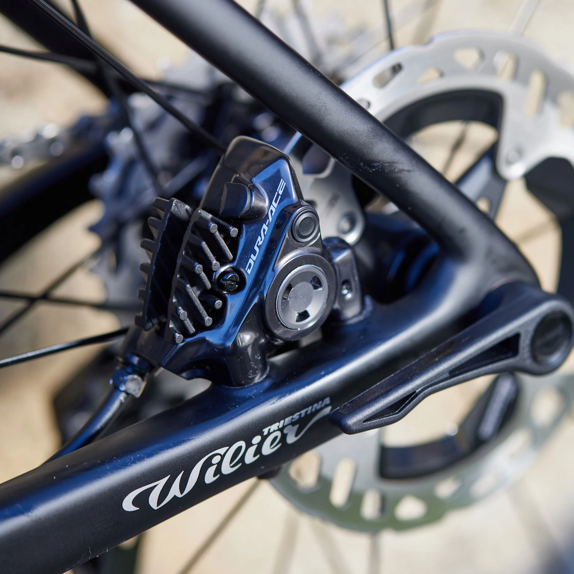 Shimano Dura-Ace R9270 Hydraulic Disc Di2 Left Rear Lever & Caliper - Image 2